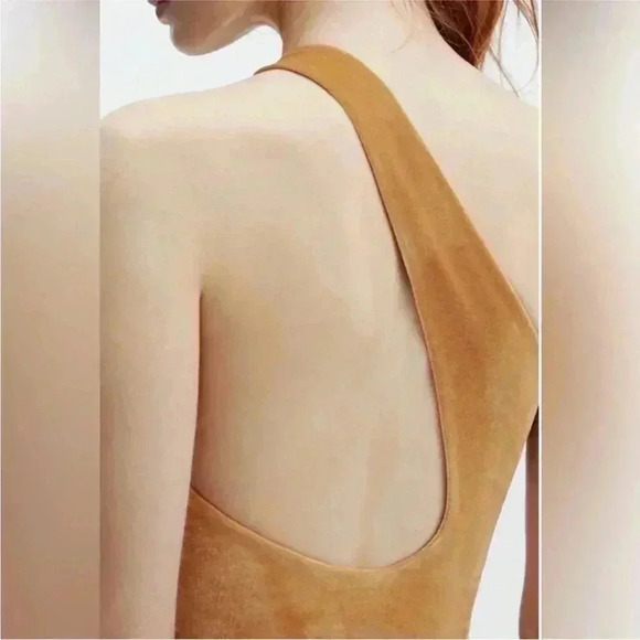 NWT Fabletics Gigi Velour Bodysuit Light Honey Sz L & XL - Picture 4 of 12